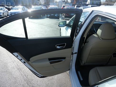 Used 2019 Acura TLX image 25