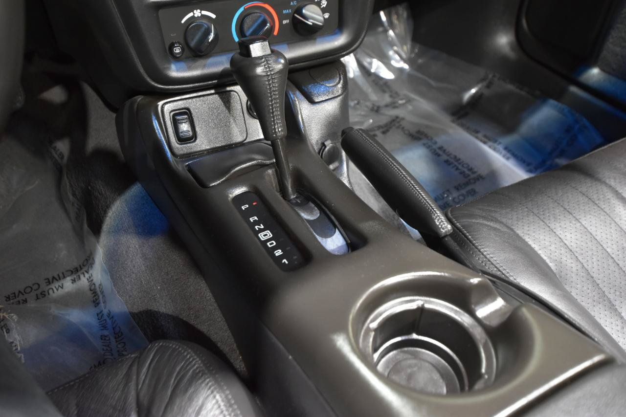 Used 2002 Chevrolet Camaro Z28 w/ SS Performance/Appearance Pkg RWD image 32
