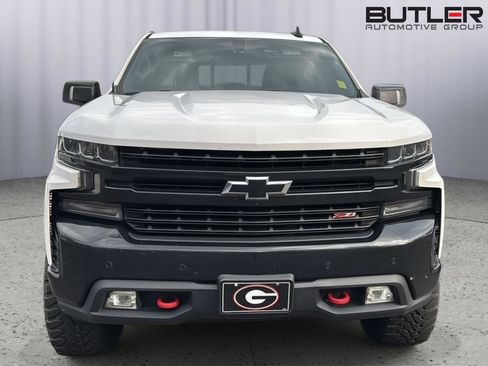 Used 2021 Chevrolet Silverado 1500 LT Trail Boss w/ Convenience Package II image 3