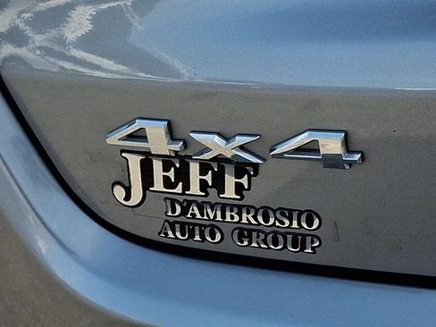 Certified 2023 Jeep Compass Limited AWD/4WD image 36