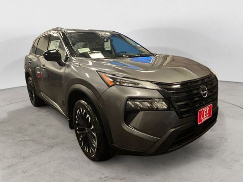 New 2026 Nissan Rogue SV image 7