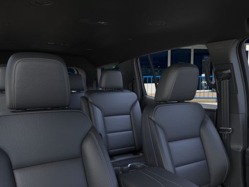 New 2026 Chevrolet Traverse LT w/ Driver Confidence Package FWD image 24