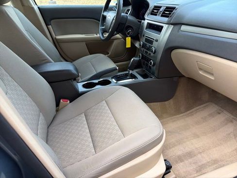 Used 2011 Ford Fusion SE w/ 202A Rapid Spec Order Code image 6