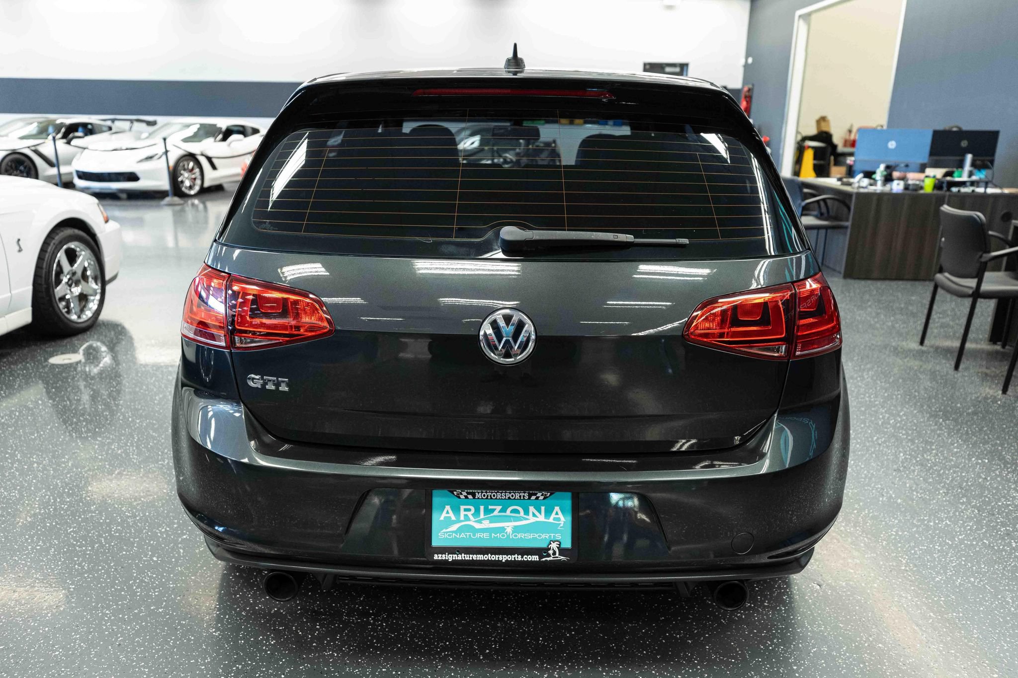 Used 2015 Volkswagen GTI S FWD image 7