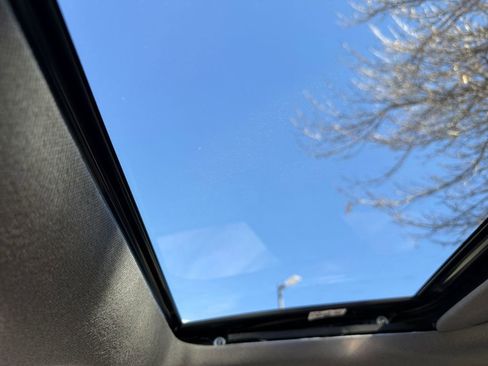 Used 2025 Hyundai Elantra SEL w/ Cargo Package image 25