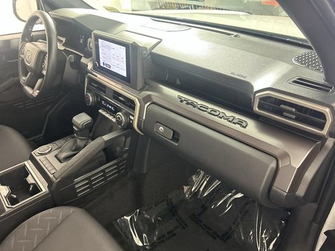 Used 2026 Toyota Tacoma SR5 RWD image 26