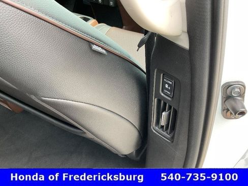 Certified 2026 Honda Odyssey Touring image 19