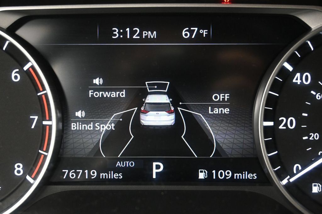 Used 2024 Nissan Rogue S AWD/4WD image 12
