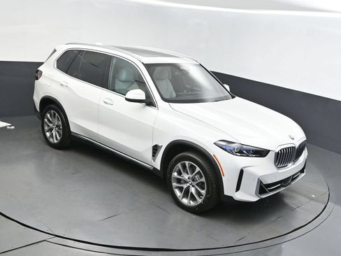 Used 2026 BMW X5 sDrive40i w/ Parking Assistance Package RWD image 34