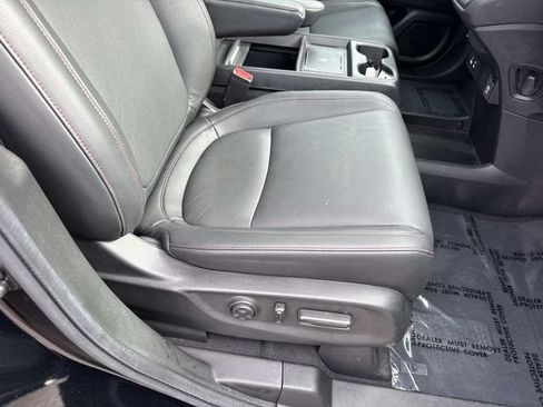 Used 2025 Honda Odyssey Sport-L image 10