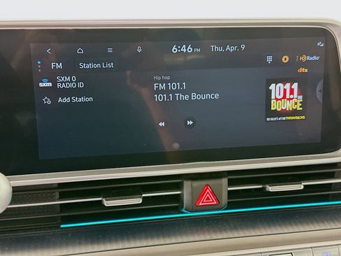 Used 2024 Hyundai Ioniq 6 SEL image 19