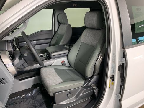 Used 2023 Ford F150 XLT w/ Trailer Tow Package image 16