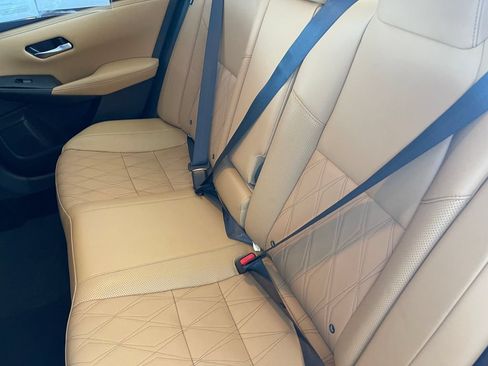 Used 2023 Nissan Sentra SV w/ SV Premium Package FWD image 13
