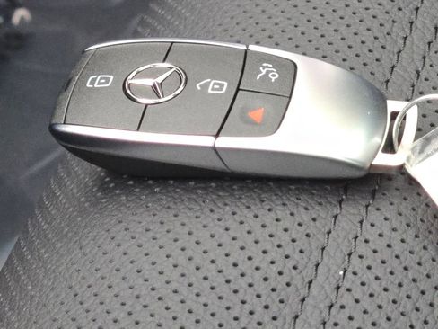 New 2026 Mercedes-Benz GLE 450 4MATIC image 38