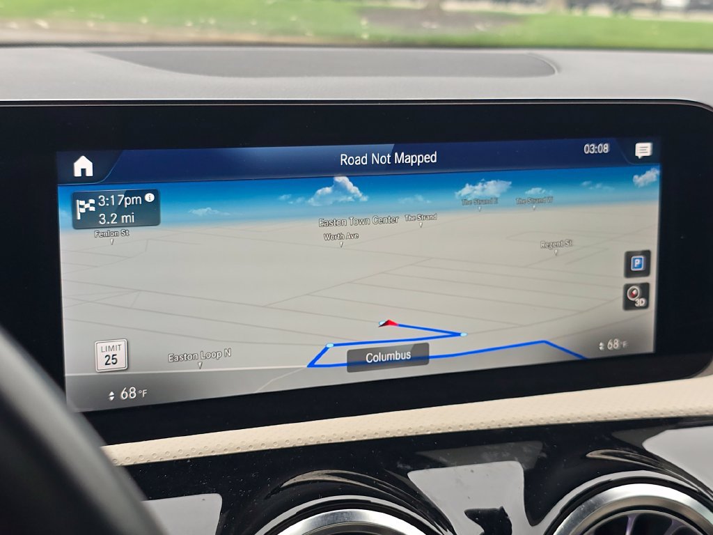 Certified 2023 Mercedes-Benz CLA 250 4MATIC image 4