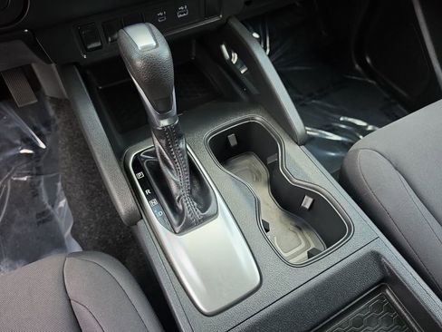 Used 2024 Nissan Frontier S w/ S Utility Package RWD image 16