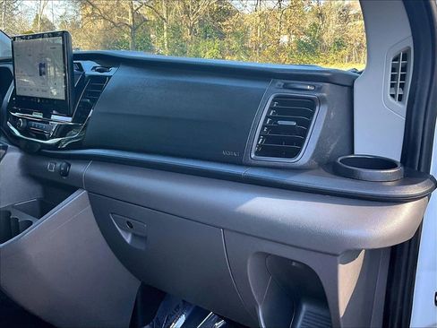 Used 2023 Ford Transit 350 XLT image 26