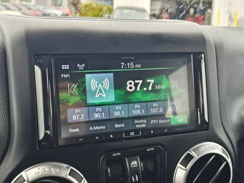 Used 2013 Jeep Wrangler Unlimited Sport AWD/4WD image 20