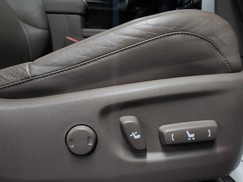 Used 2016 Lexus GX 460 Luxury image 14