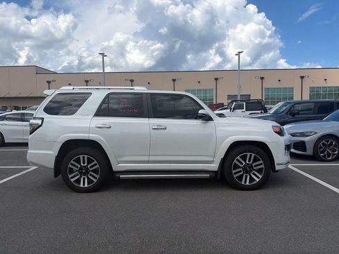 Used 2023 Toyota 4Runner Limited AWD/4WD image 2