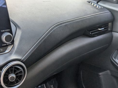 Used 2021 Nissan Sentra SV image 23