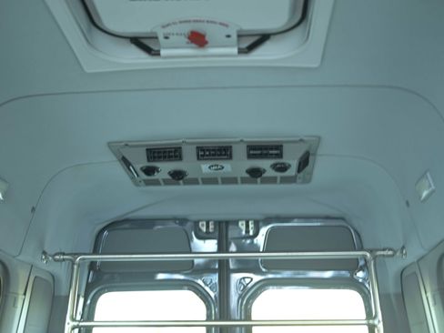 Used 2016 Mercedes-Benz Sprinter 3500 w/ High Idle Fixed Package image 20