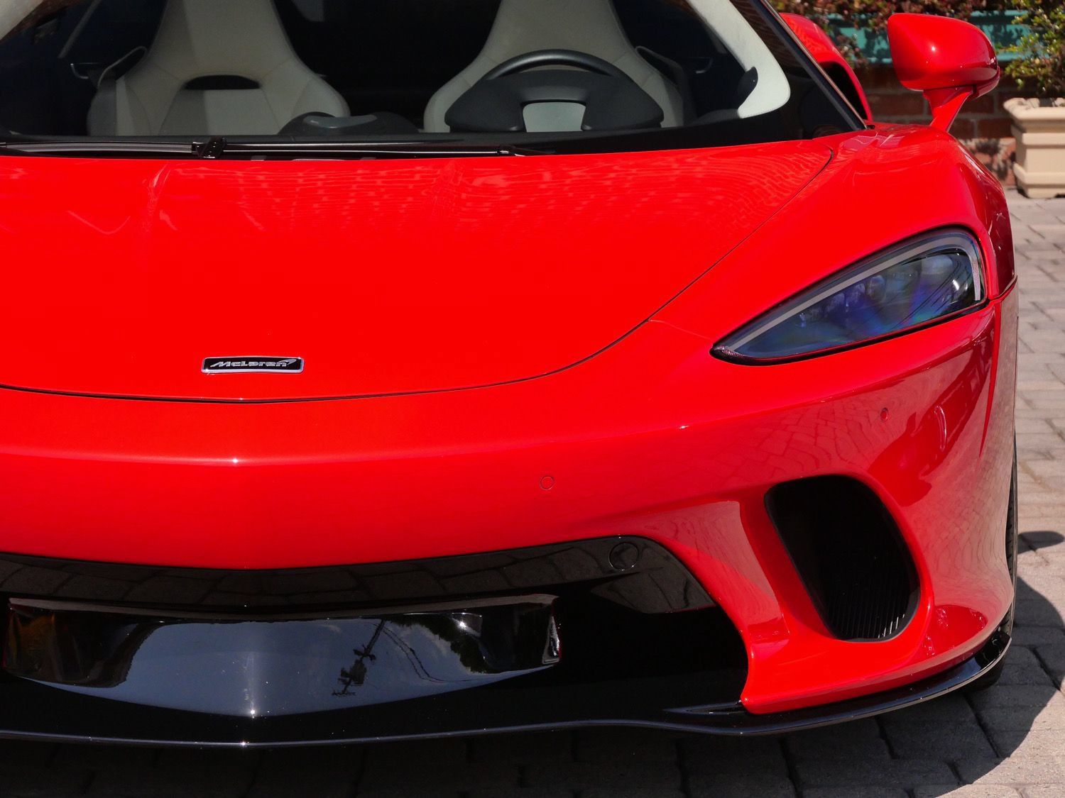 Used 2023 McLaren GT RWD image 6