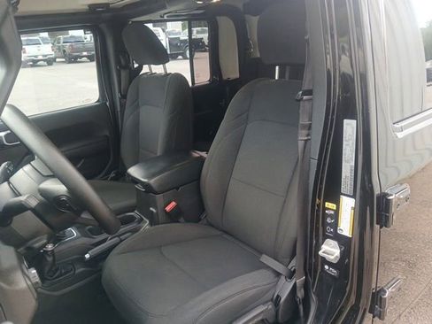 Used 2023 Jeep Gladiator Sport AWD/4WD image 27