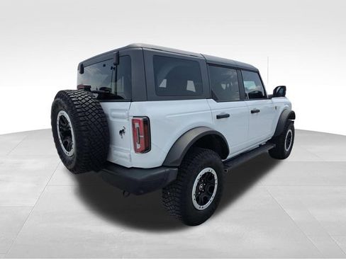 Used 2024 Ford Bronco Badlands AWD/4WD image 3