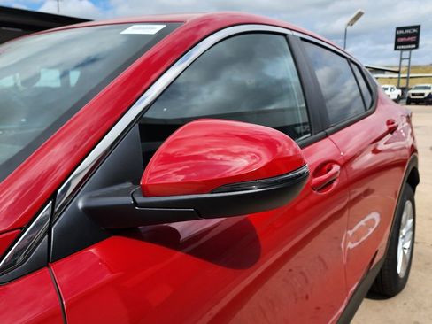 New 2026 Buick Envista Preferred image 12