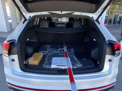 New 2026 Volkswagen Atlas Cross Sport SEL Premium R-Line AWD/4WD image 19