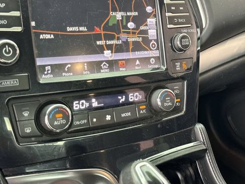 Used 2017 Nissan Maxima SR FWD image 22