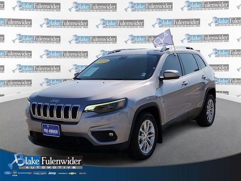 Used 2019 Jeep Cherokee Latitude w/ Popular Appearance Group FWD image 1