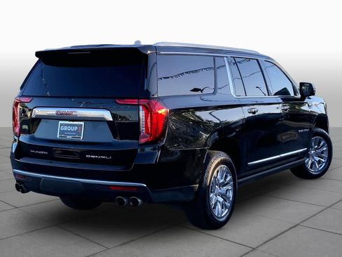 Used 2023 GMC Yukon XL Denali AWD/4WD image 13