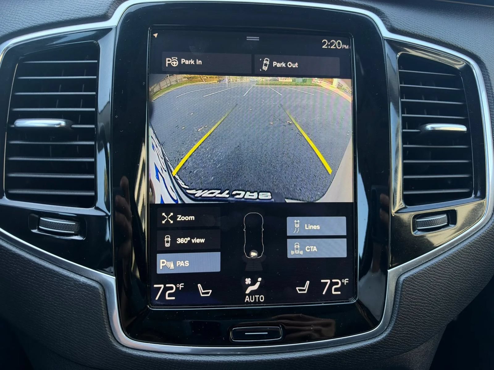 Used 2018 Volvo XC90 T6 Momentum w/ Convenience Package AWD/4WD image 31