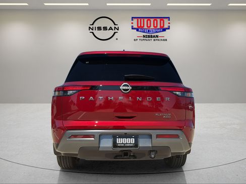New 2026 Nissan Pathfinder Platinum w/ Cargo Package AWD/4WD image 3