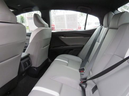 Certified 2026 Toyota Camry SE image 18