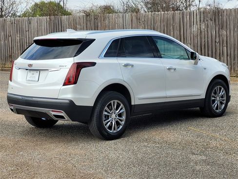 Used 2022 Cadillac XT5 Premium Luxury image 4