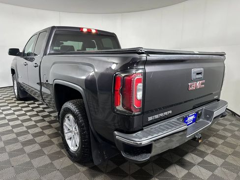 Used 2015 GMC Sierra 1500 SLE w/ SLE Value Package AWD/4WD image 3
