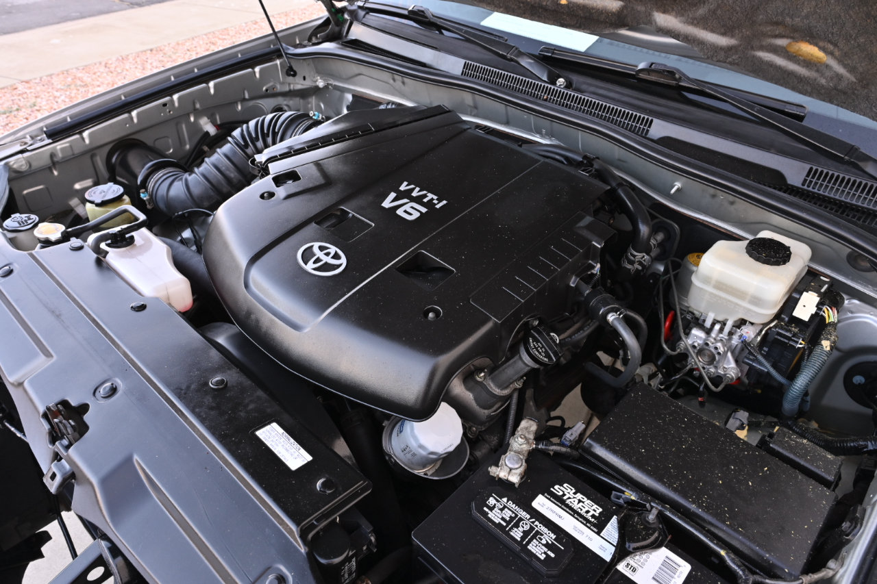 Used 2008 Toyota 4Runner SR5 RWD image 30