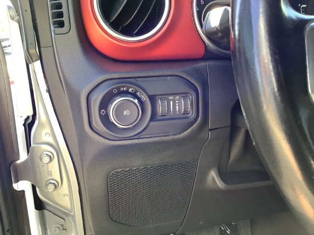 Used 2021 Jeep Wrangler Unlimited Rubicon AWD/4WD image 15