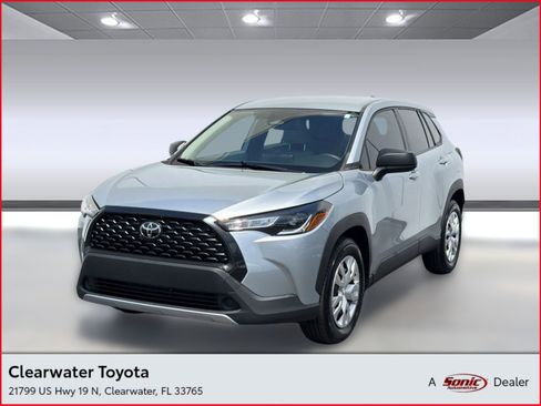 Certified 2023 Toyota Corolla Cross L FWD image 1