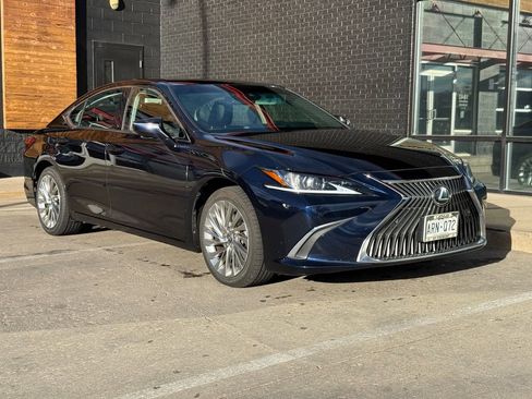 Used 2020 Lexus ES 350 w/ Accessory Package 2 image 5