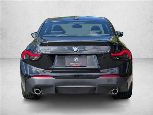 Used 2025 BMW 230i xDrive Coupe w/ Premium Package image 7