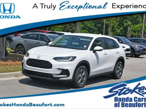 New 2026 Honda HR-V LX image 1