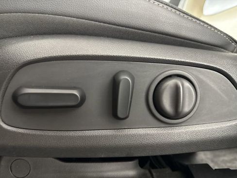 Used 2022 Chevrolet TrailBlazer ACTIV w/ Sun and Liftgate Package image 19