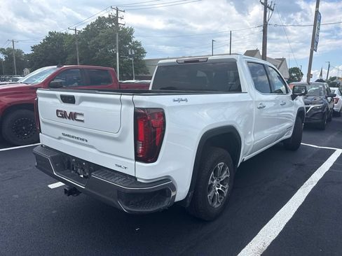 Used 2025 GMC Sierra 1500 SLT AWD/4WD image 10