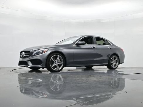 Used 2017 Mercedes-Benz C 300 4MATIC Sedan image 39