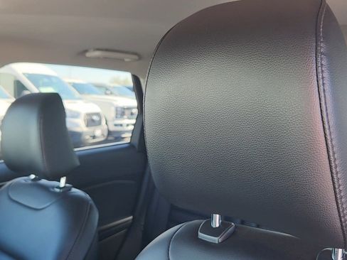 Certified 2024 Ford Edge SEL image 10