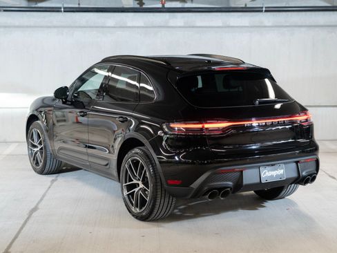 Certified 2026 Porsche Macan AWD/4WD image 3